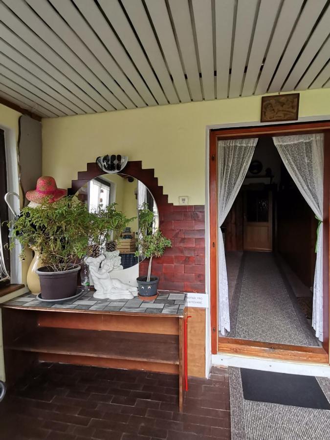 apartmán ve mlejně Nova Bystrice Exterior foto
