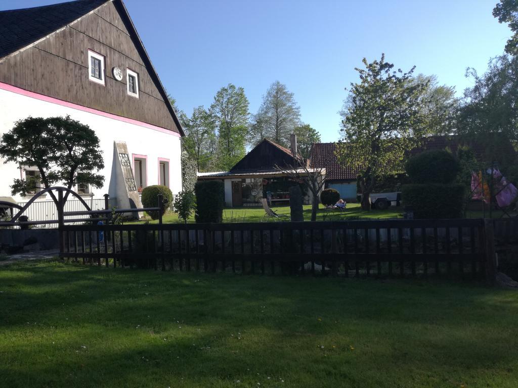 apartmán ve mlejně Nova Bystrice Exterior foto